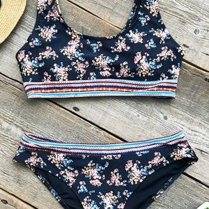 New Small Cupshe Black Floral Bikini